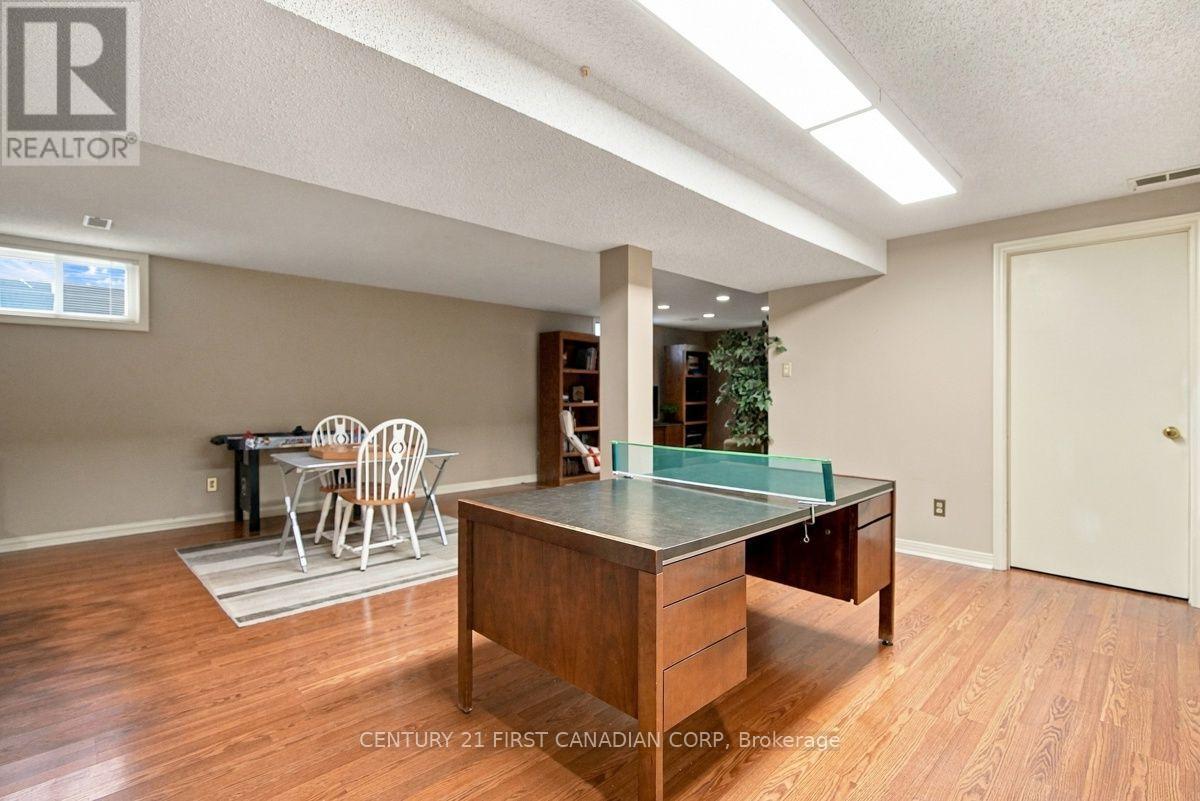 36 Fourwinds Road, London South, Ontario  N6K 3L2 - Photo 35 - X14128020