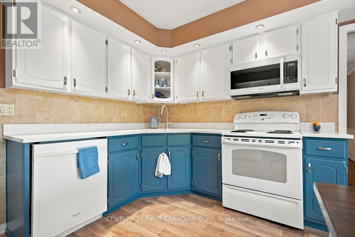 36 Fourwinds Road, London South, Ontario  N6K 3L2 - Photo 19 - X14128020