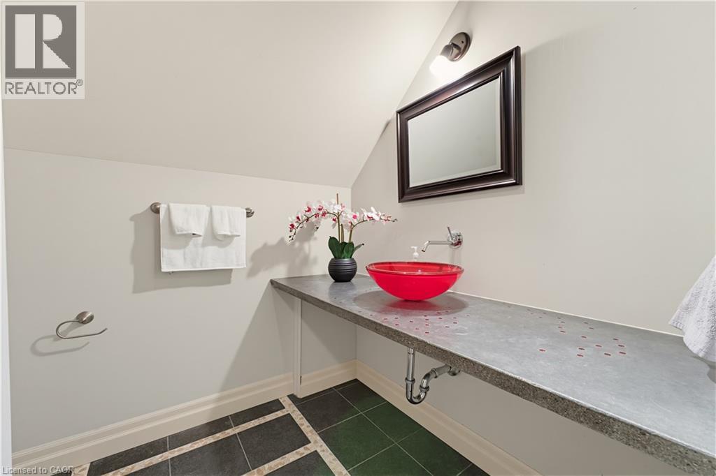 247 Old Onondaga Road E, Brantford, Ontario  N3T 5L4 - Photo 3 - 40874819