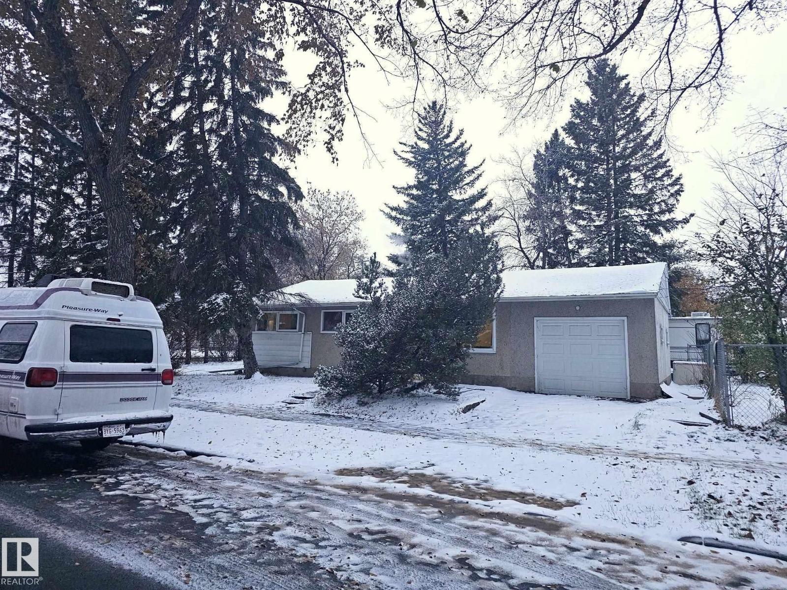 12904 115 St NW NW, Edmonton, Alberta  T5E 5G1 - Photo 5 - E4514639