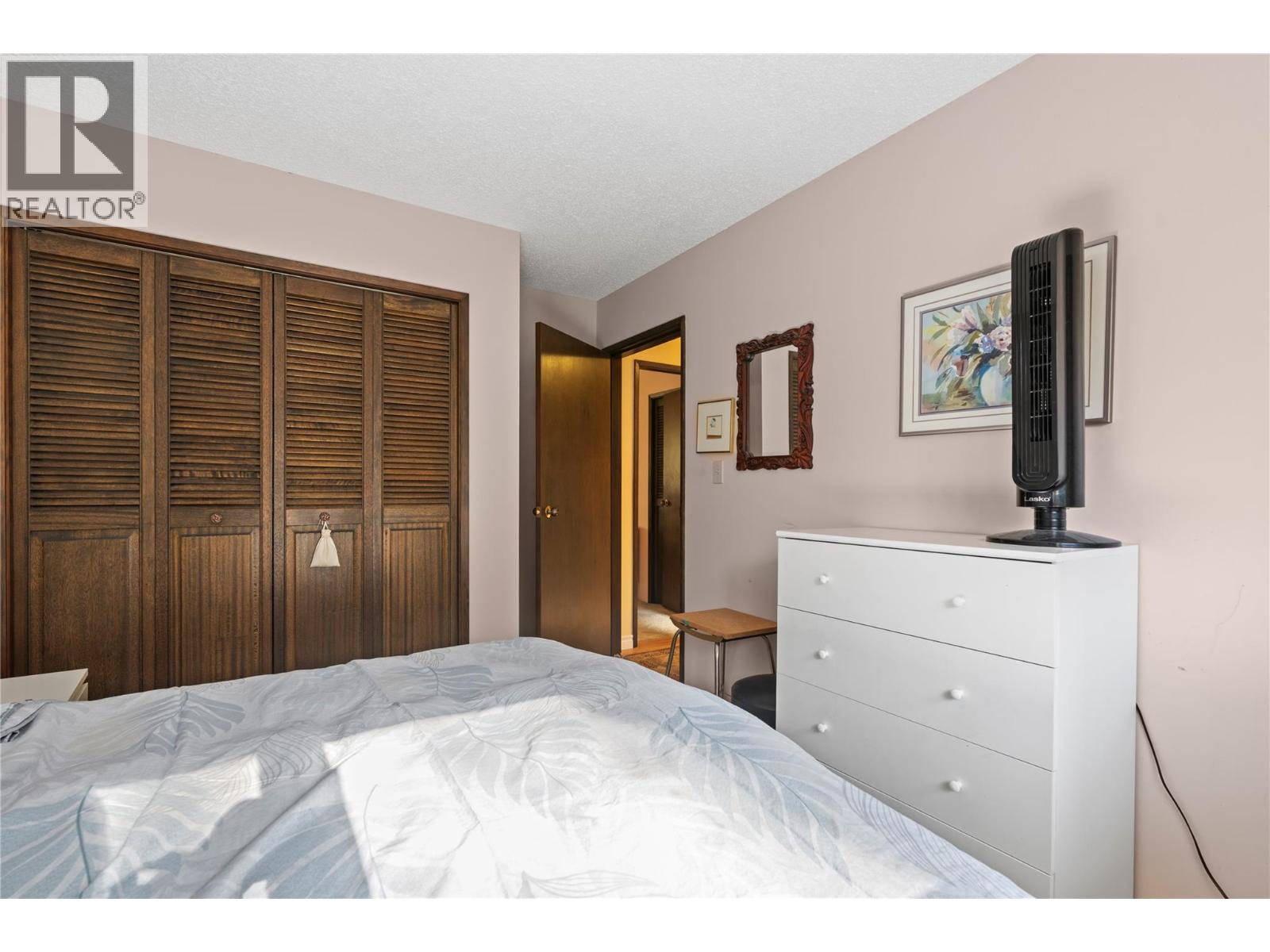 6709 Cosens Bay Road, Coldstream, British Columbia  V1B 1N7 - Photo 25 - 10400706