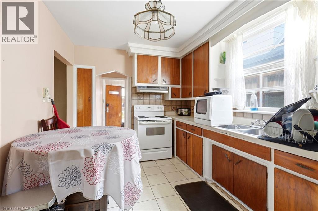 126 Park Row S, Hamilton, Ontario  L8K 2J8 - Photo 4 - 40874011