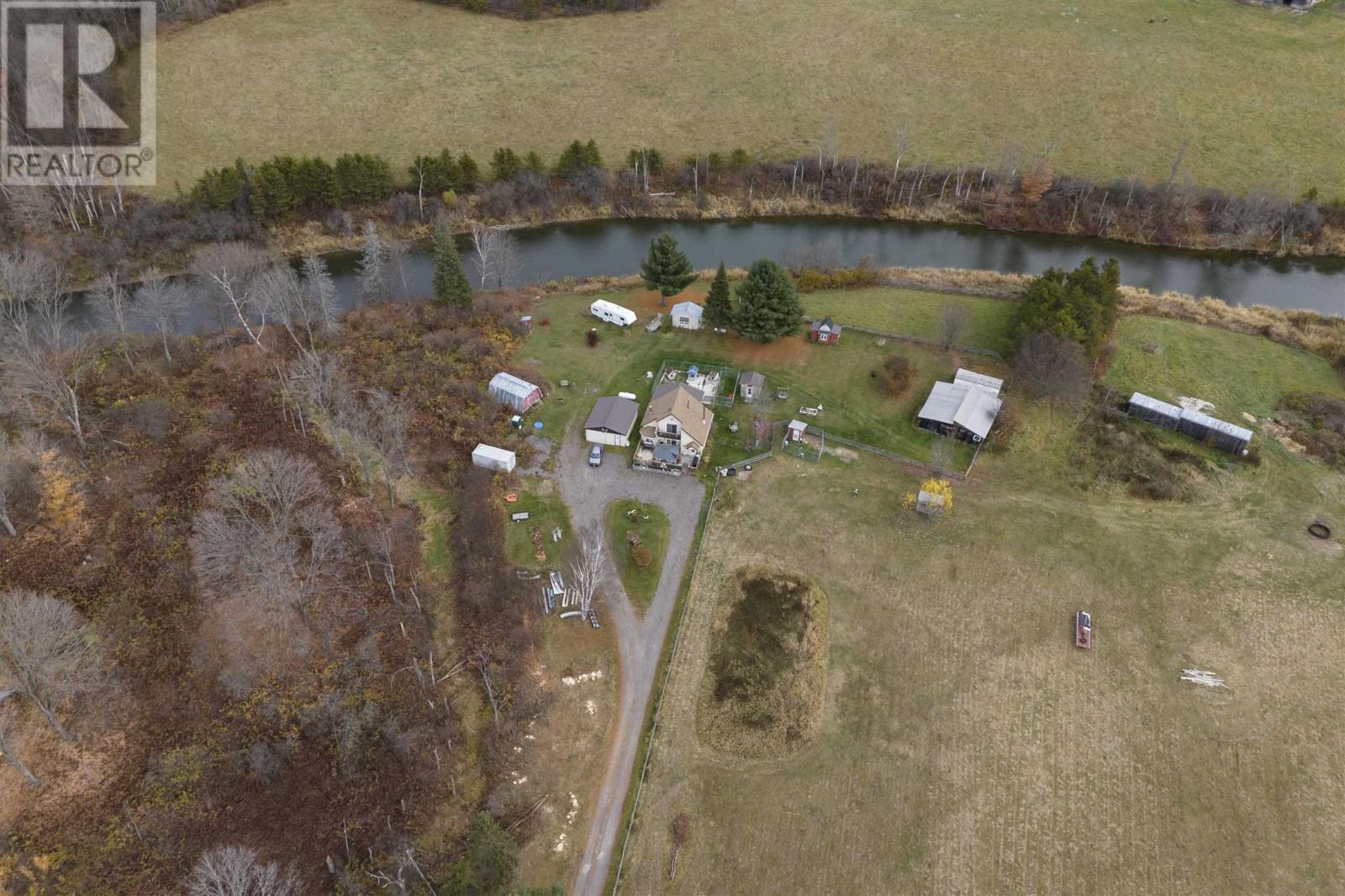 198 River Rd, On P0r1l0, Ontario  P0R 1L0 - Photo 4 - SM263018