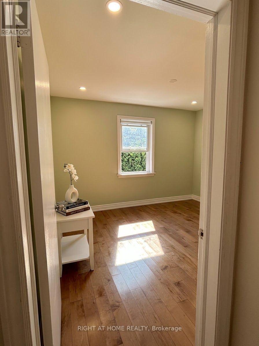 85 Ranstone Gardens, Toronto, Ontario  M1K 2T9 - Photo 10 - E13874732