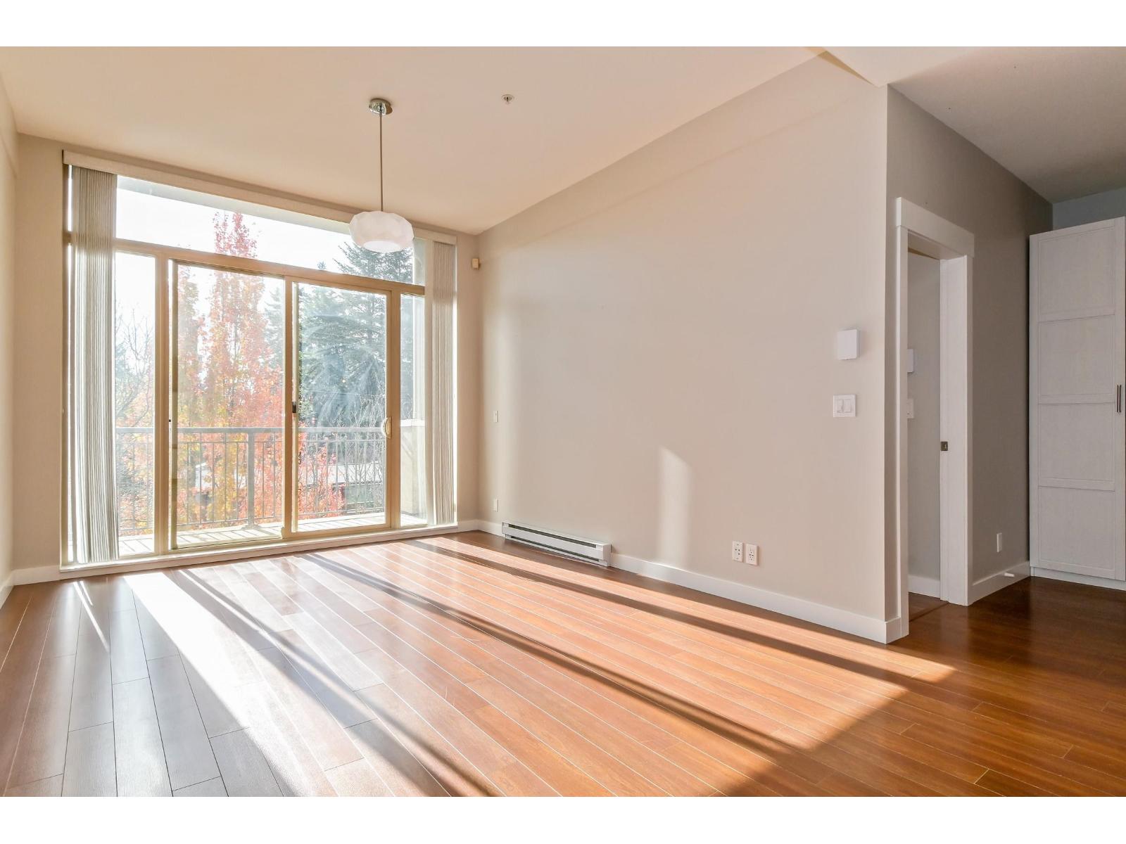 312 33545 Rainbow Avenue, Abbotsford, British Columbia  V2S 0B9 - Photo 3 - R3179138