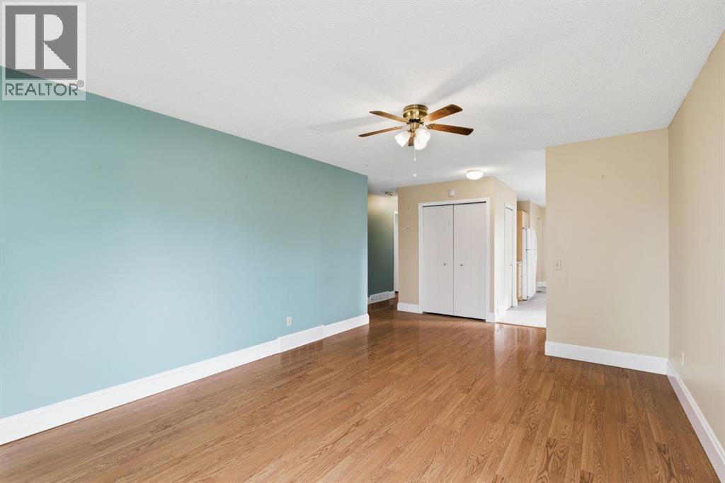 20 Glenpatrick Place, Cochrane, Alberta  T4C 1H6 - Photo 8 - A2354748
