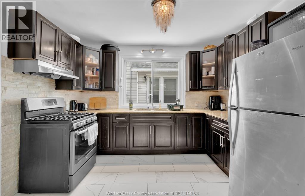 3484 Peter Street, Windsor, Ontario  N9C 1J3 - Photo 6 - 26026552