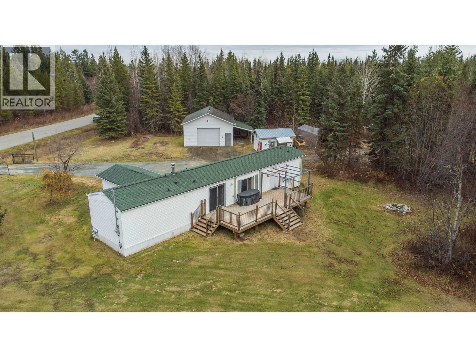 2695 Muermann Road, Prince George, British Columbia  V2K 5W9 - Photo 2 - R3179500