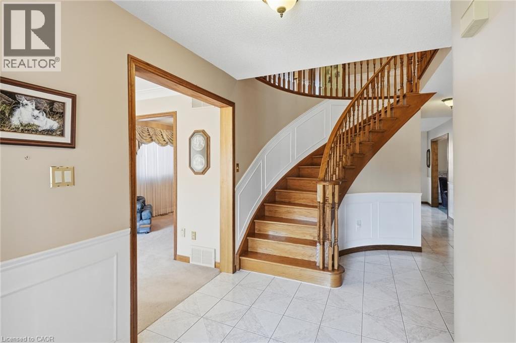 25 Candor Crescent, Hamilton, Ontario  L8E 4X6 - Photo 7 - 40874070
