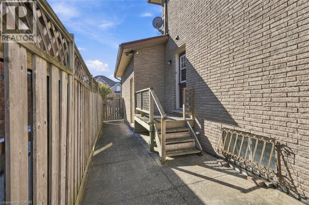 25 Candor Crescent, Hamilton, Ontario  L8E 4X6 - Photo 47 - 40874070