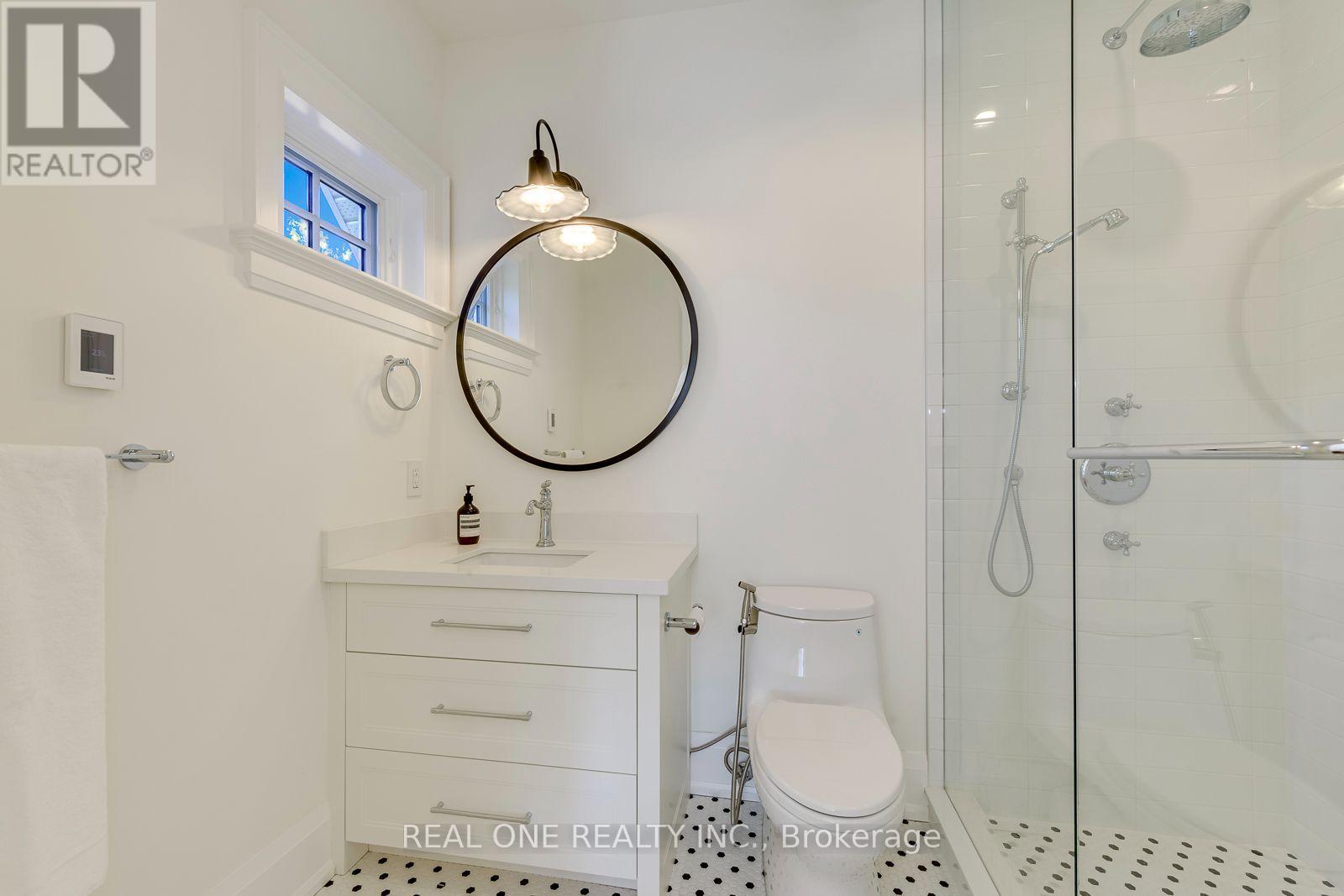 129 Watson Avenue, Oakville (Oo Old Oakville), Ontario  L6J 3T5 - Photo 32 - W14128732