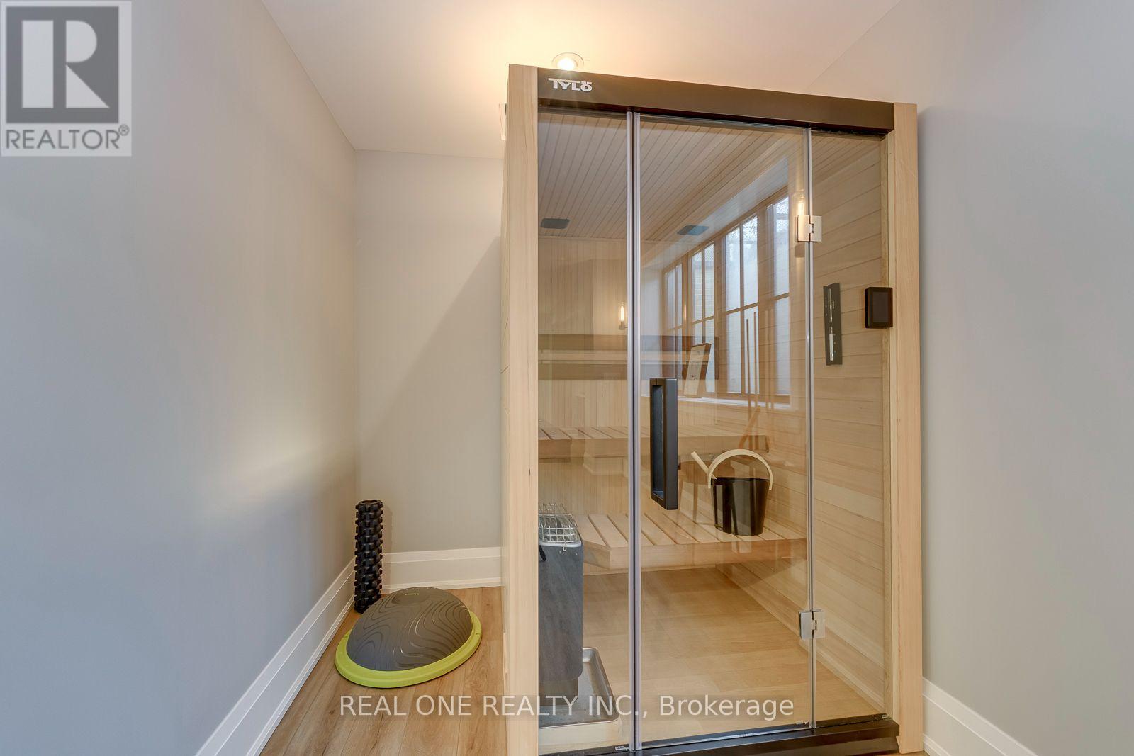 129 Watson Avenue, Oakville (Oo Old Oakville), Ontario  L6J 3T5 - Photo 38 - W14128732