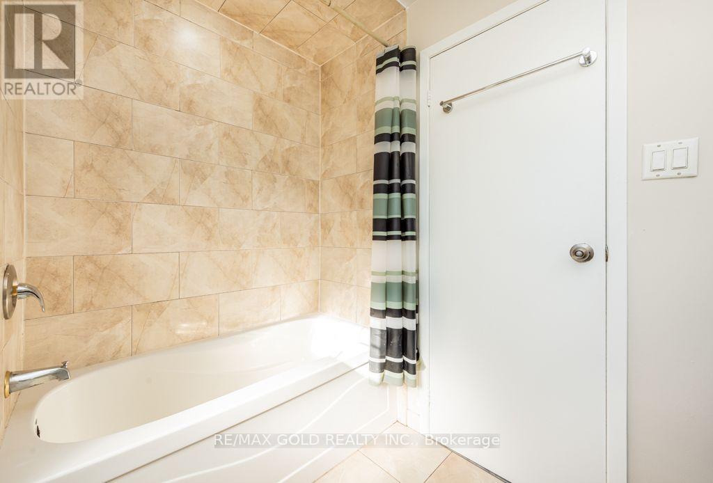 47 Mikado Crescent, Brampton, Ontario  L6S 3R5 - Photo 30 - W14109302