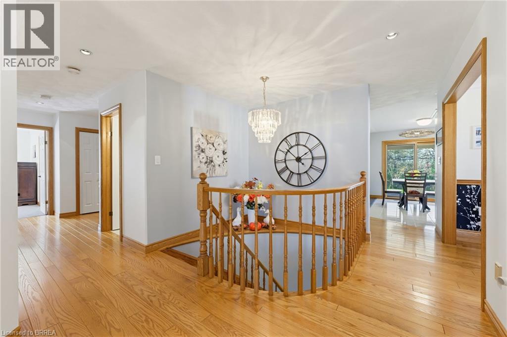 12 Macbride Court, Brantford, Ontario  N3T 6J1 - Photo 10 - 40874975