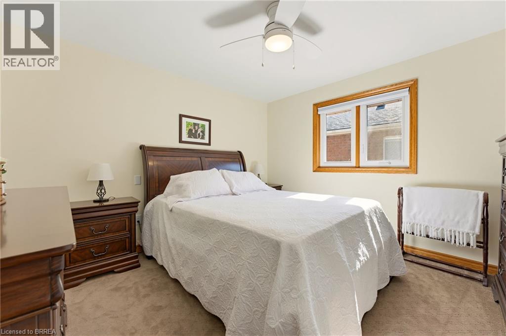 12 Macbride Court, Brantford, Ontario  N3T 6J1 - Photo 23 - 40874975