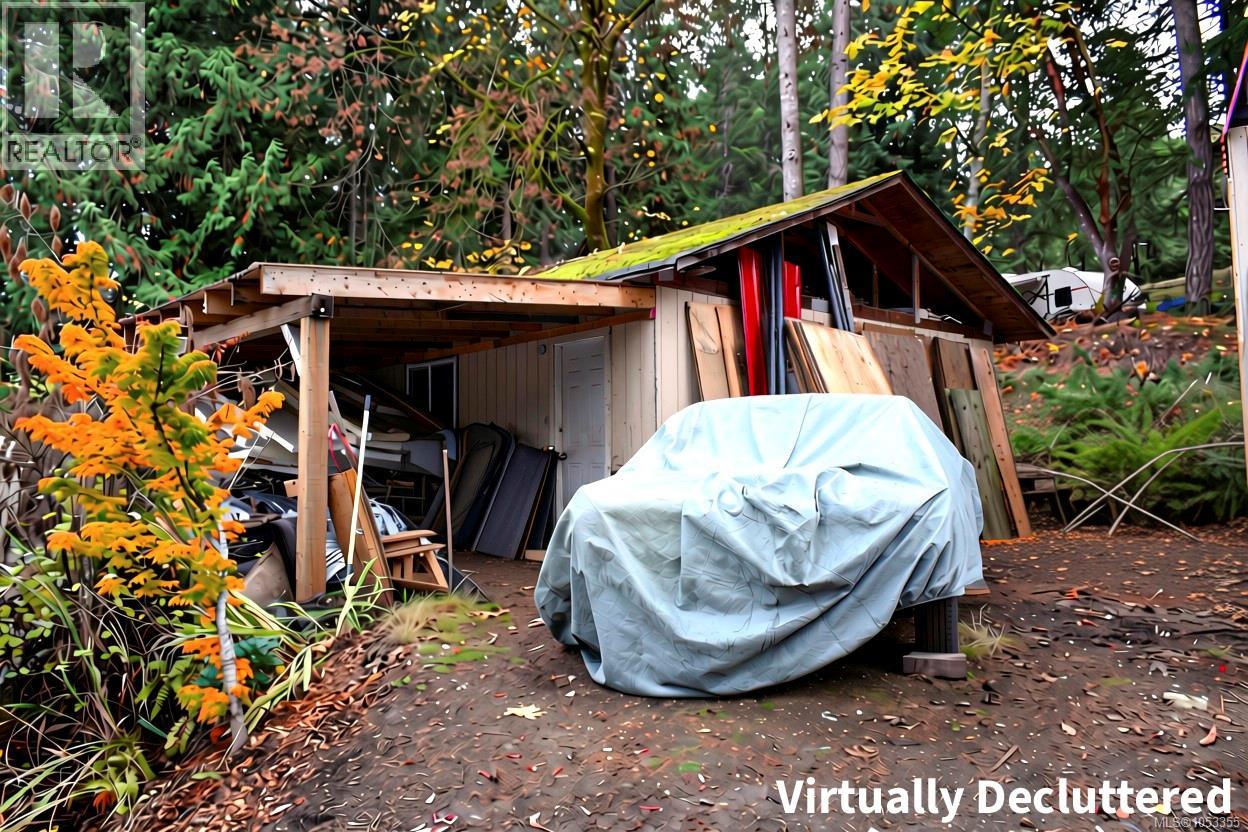 1120 Maple Bay Rd