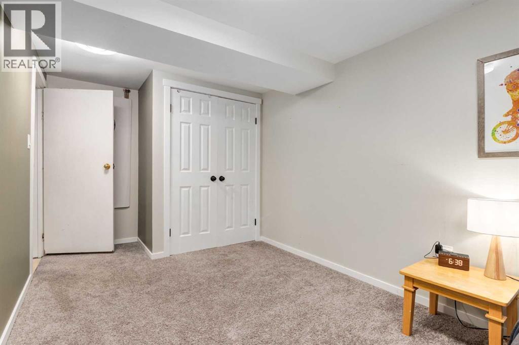 36 Hudson Road NW, Calgary, Alberta  T2K 2A9 - Photo 29 - A2350497