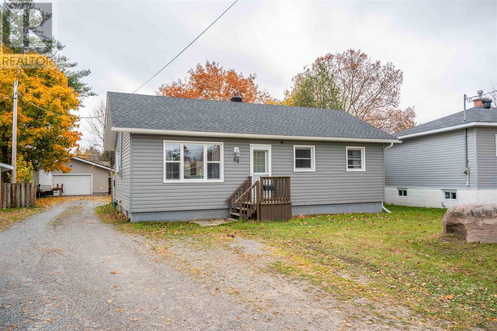 65 Anna St, Sault Ste. Marie, Ontario  P6B 3S7 - Photo 3 - SM263017