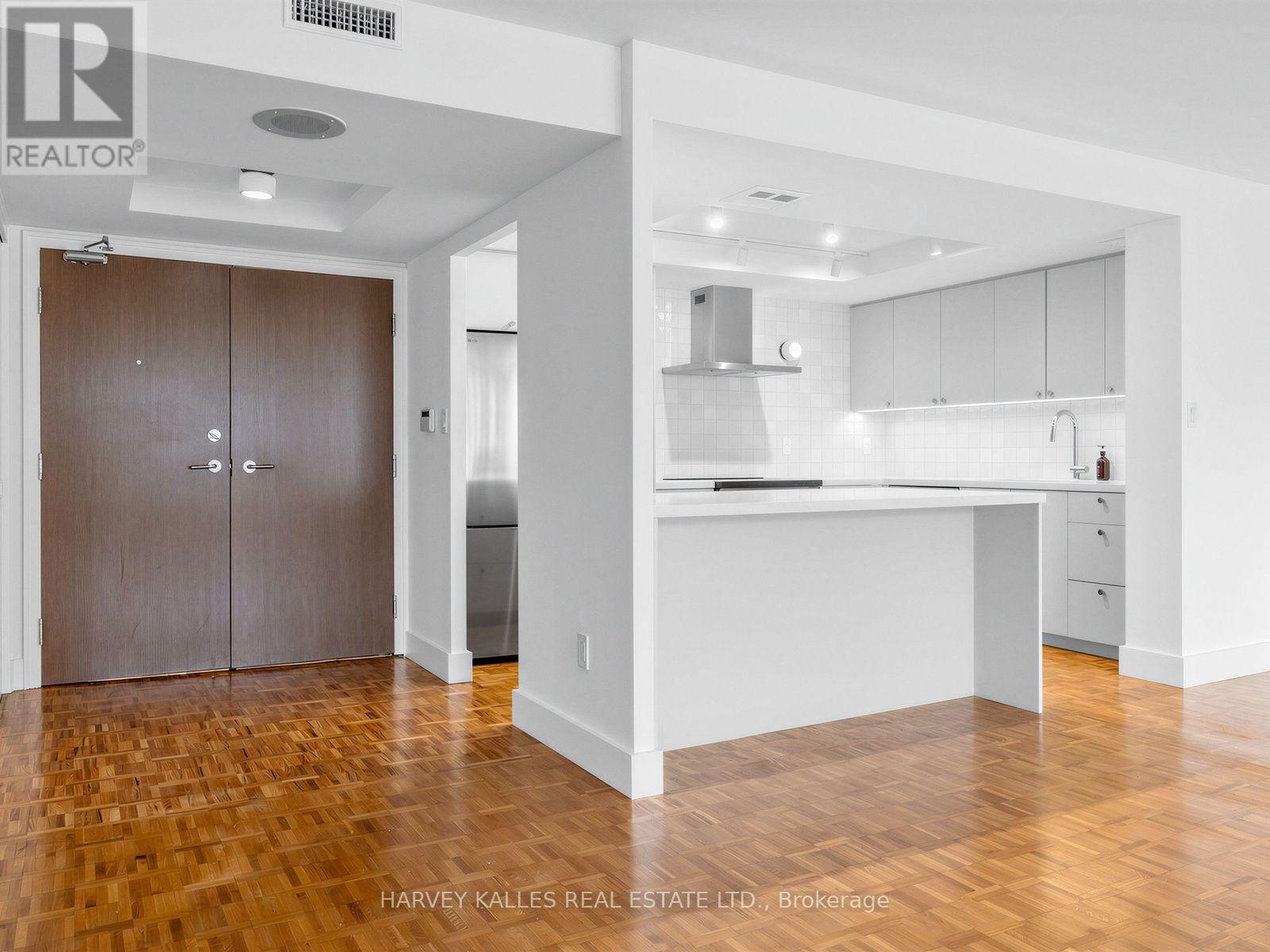 802 - 71 Charles Street E, Toronto, Ontario  M4Y 2T3 - Photo 6 - C14128308