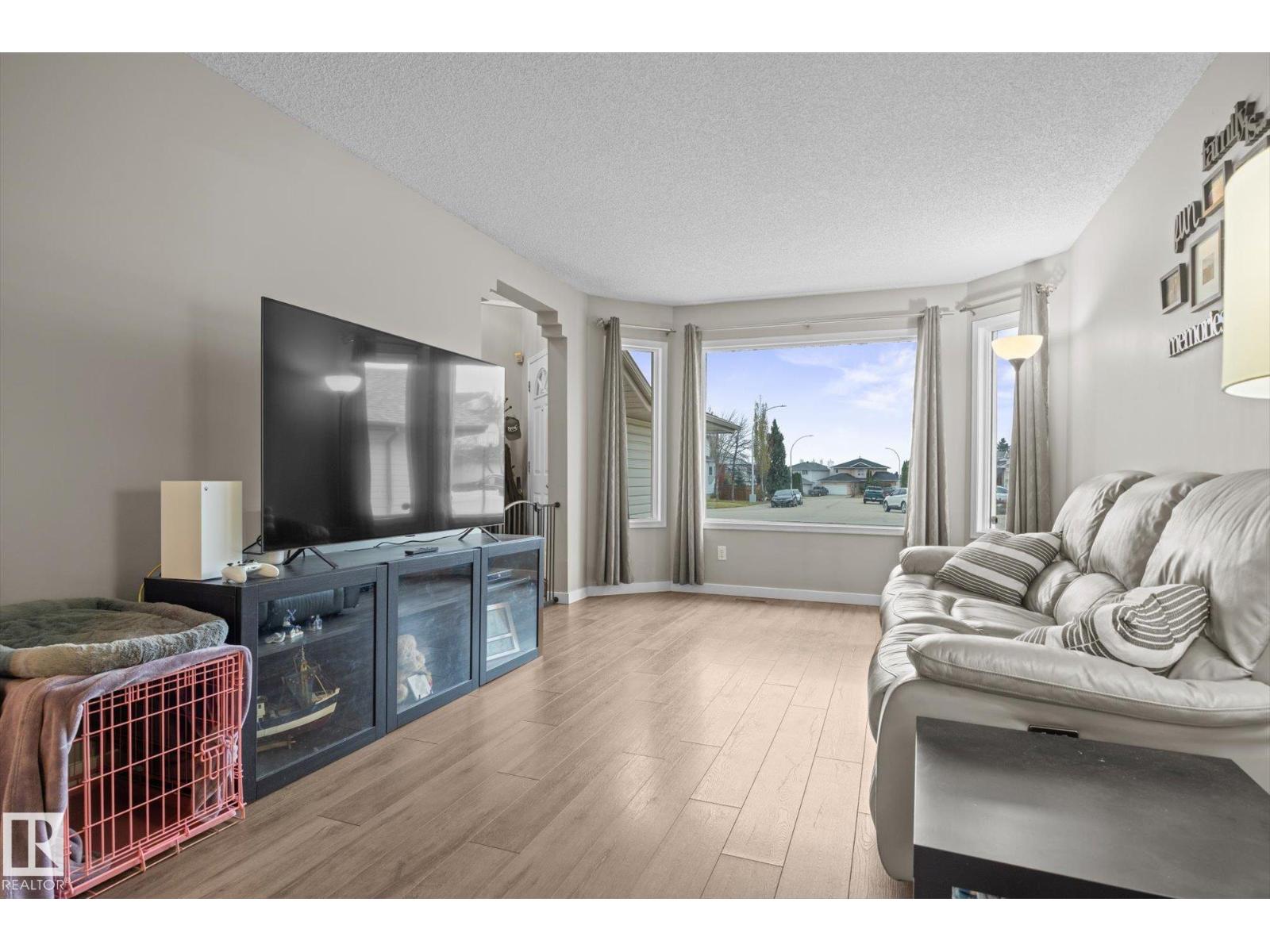 6178 157a Av NW, Edmonton, Alberta  T5Y 2P6 - Photo 3 - E4514679