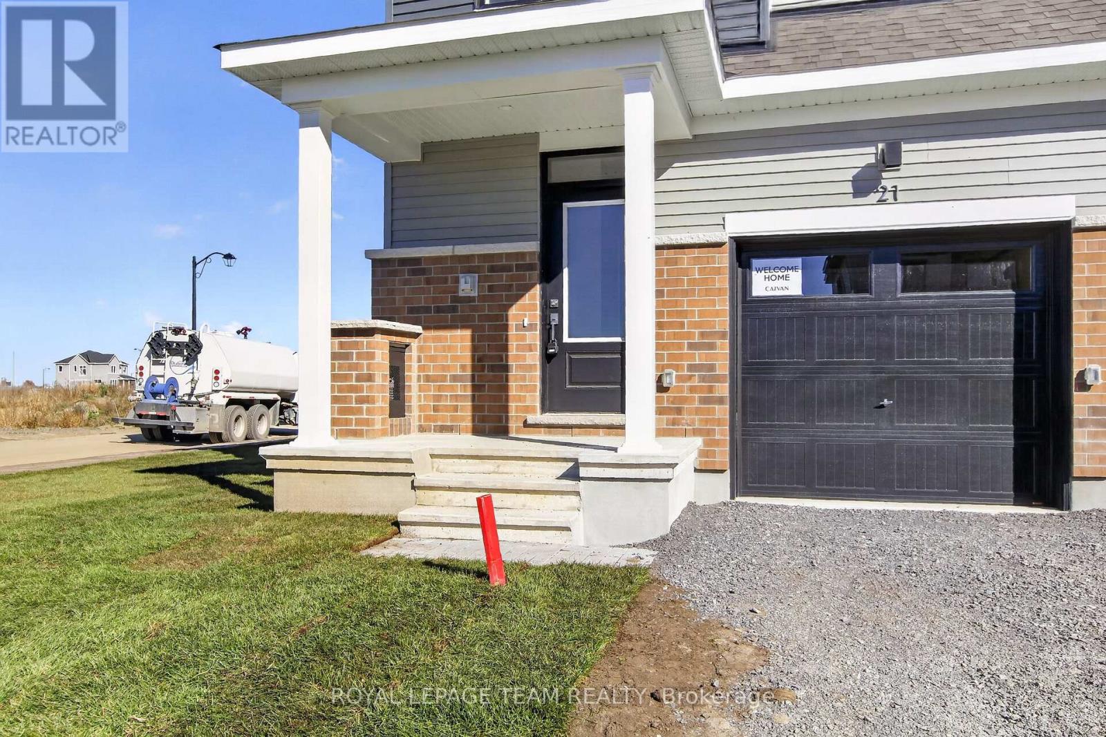 21 Sintaluta Walk, Ottawa, Ontario  K0A 2Z0 - Photo 2 - X14128938