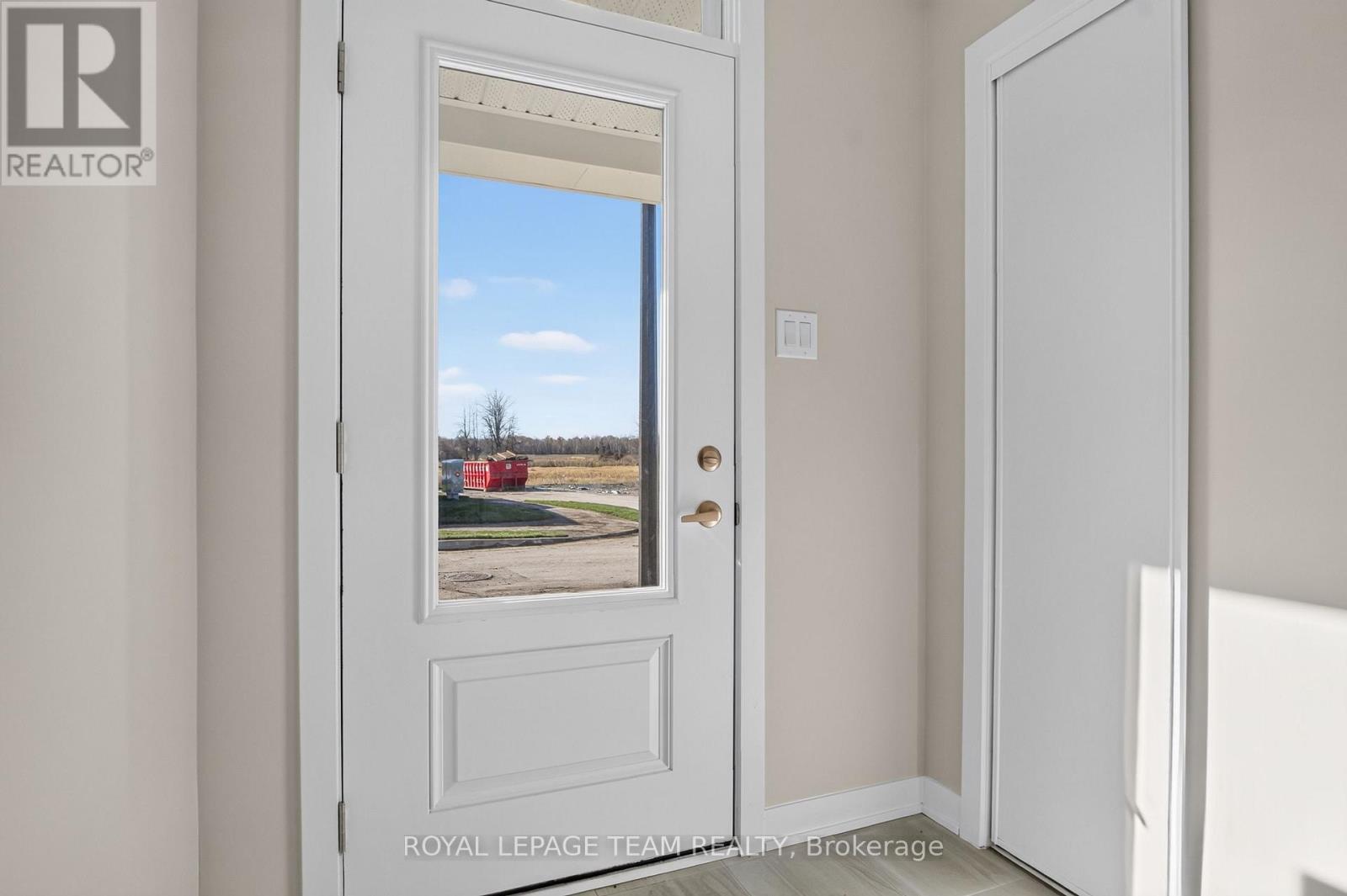 21 Sintaluta Walk, Ottawa, Ontario  K0A 2Z0 - Photo 3 - X14128938