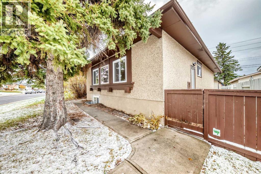 619 Penbrooke Road SE