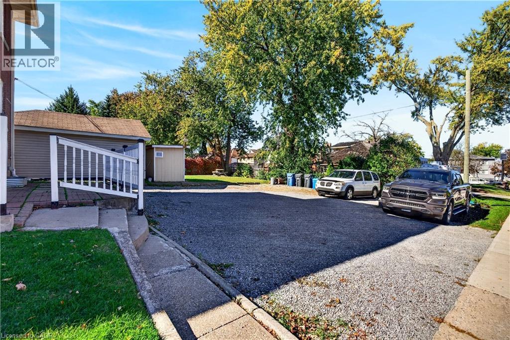 4961 Armoury Street, Niagara Falls, Ontario  L2E 1T3 - Photo 7 - 40874646