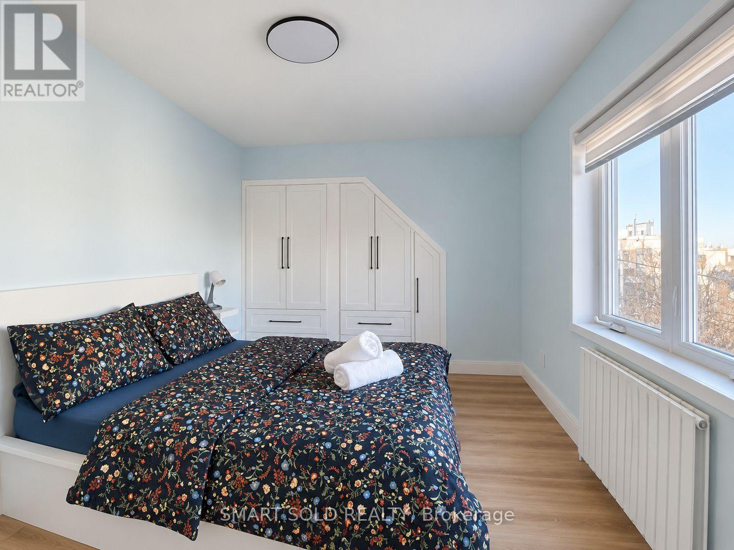 42 Arnold Avenue, Toronto (Regent Park), Ontario  M5A 3B2 - Photo 20 - C14128762