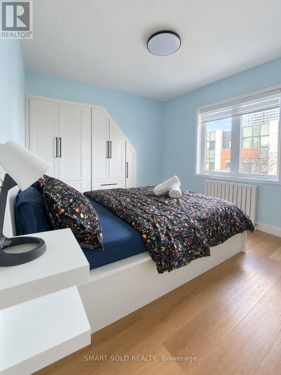42 Arnold Avenue, Toronto (Regent Park), Ontario  M5A 3B2 - Photo 21 - C14128762