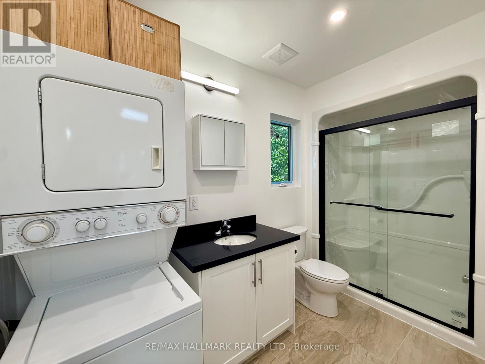 48r Bradgate Road, Toronto (Banbury-Don Mills), Ontario  M3B 1J8 - Photo 9 - C14128864