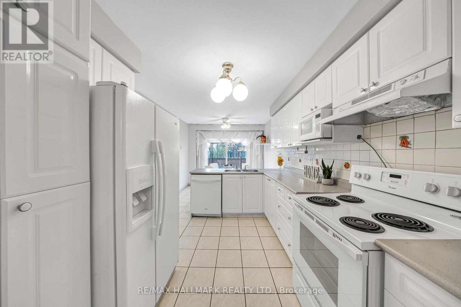 54 Redhead Crescent, Toronto (Agincourt North), Ontario  M1V 3B4 - Photo 18 - E14128952