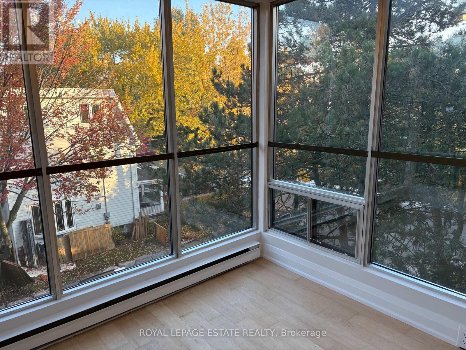 6 - 15 Violet Avenue, Toronto (The Beaches), Ontario  M4E 1A9 - Photo 5 - E14128968