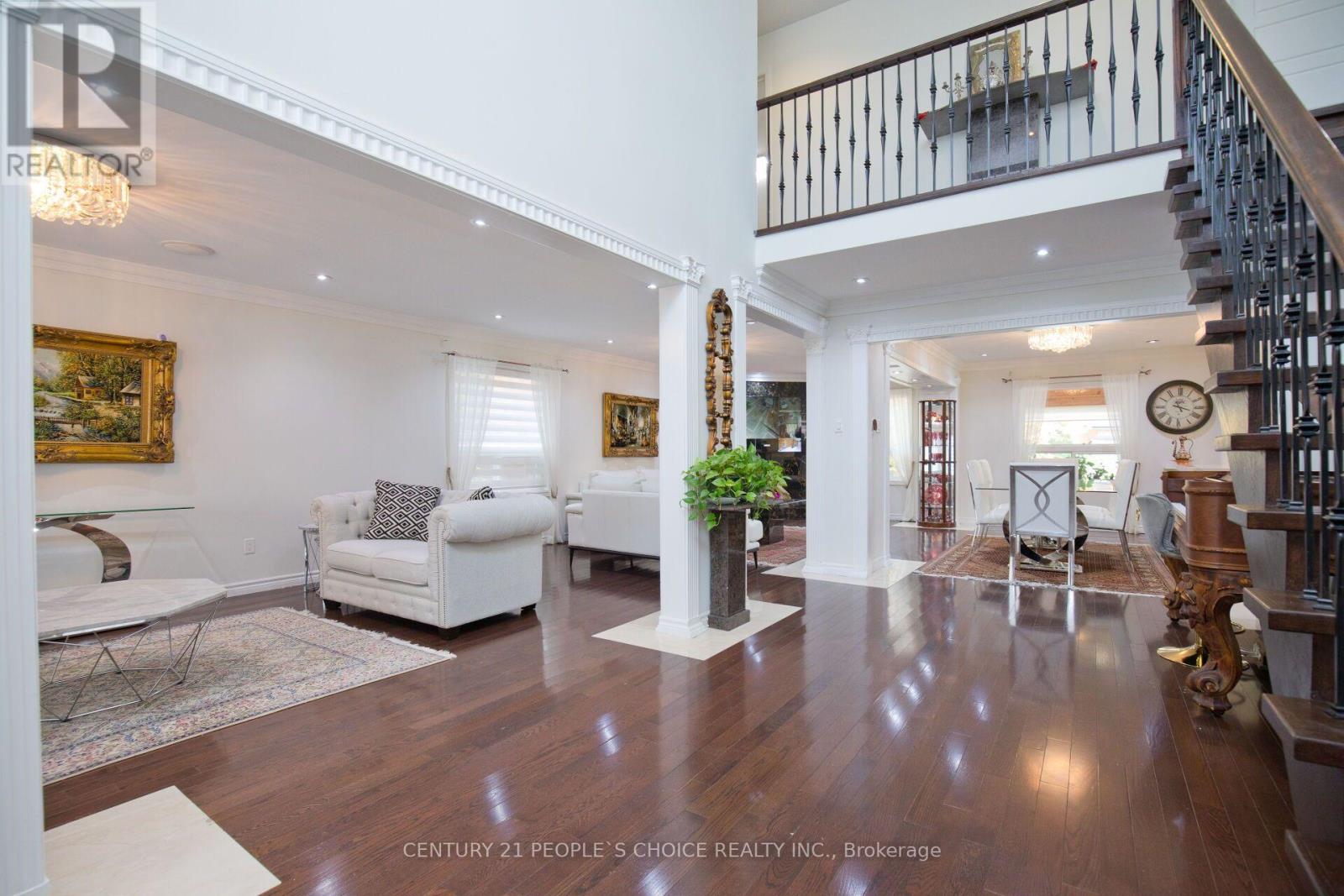 59 Yorkland Street, Richmond Hill (Devonsleigh), Ontario  L4C 9Z4 - Photo 5 - N14128918