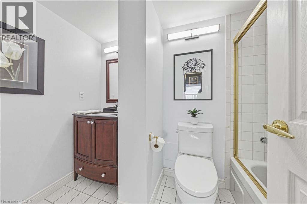2055 Upper Middle Road Unit# 1005, Burlington, Ontario  L7P 3P4 - Photo 13 - 40874863