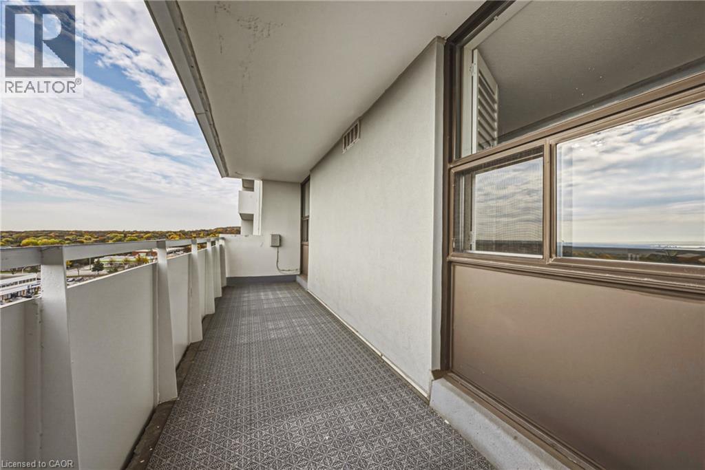 2055 Upper Middle Road Unit# 1005, Burlington, Ontario  L7P 3P4 - Photo 23 - 40874863