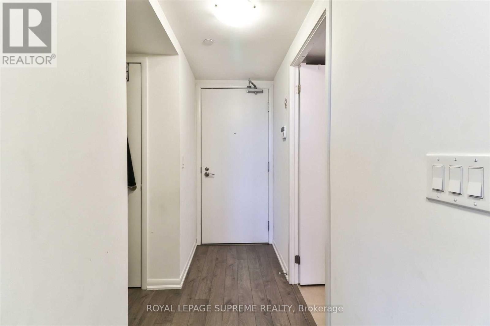 214 - 3091 Dufferin Street, Toronto (Yorkdale-Glen Park), Ontario  M6A 2S7 - Photo 7 - W14128756
