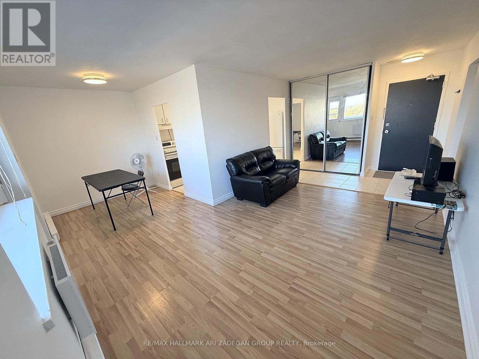 507 - 1660 Bloor Street, Mississauga, Ontario  L4X 1R9 - Photo 3 - W14128780