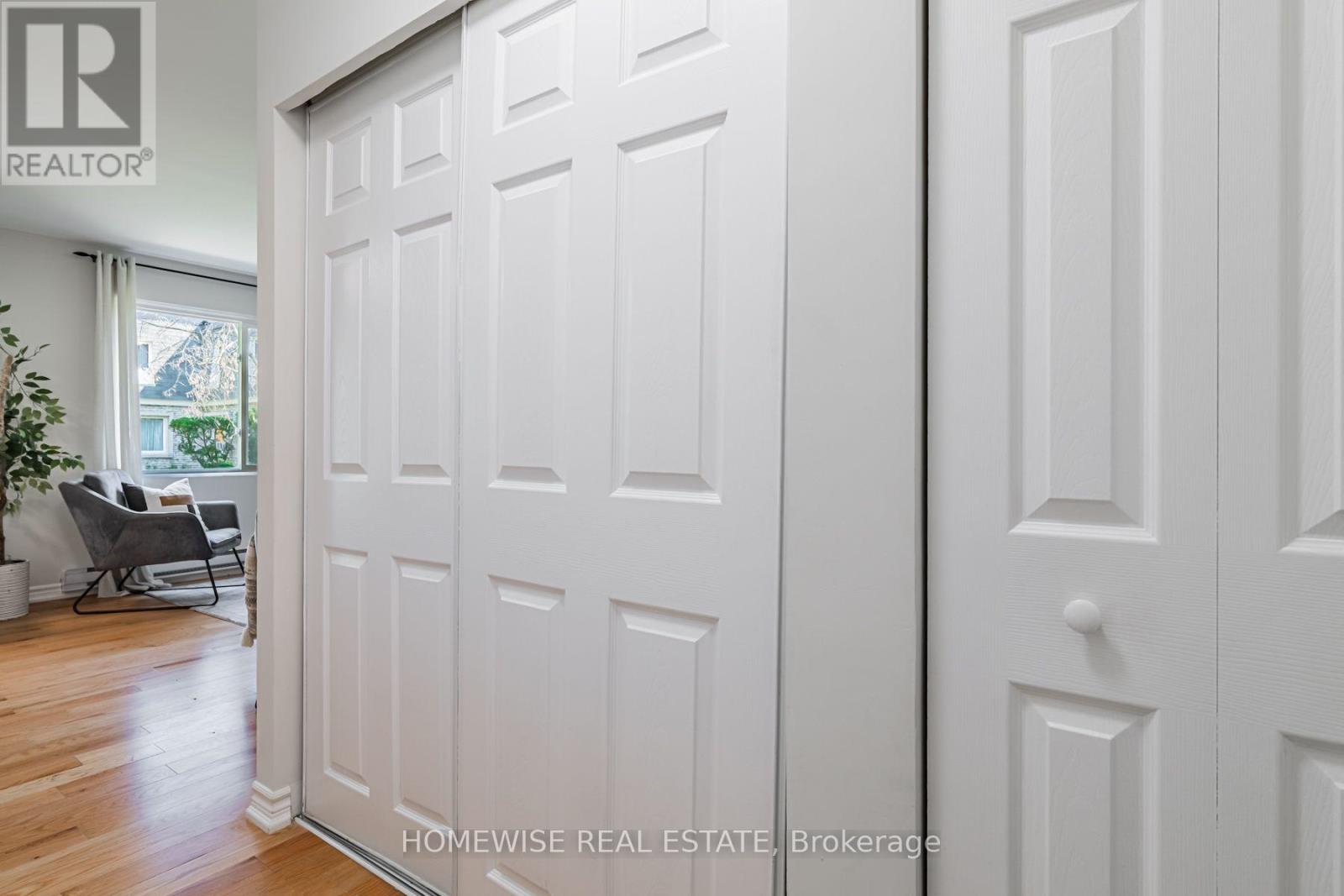 15 - 1350 Winding Trail, Mississauga (Applewood), Ontario  L4Y 2T8 - Photo 18 - W14128846
