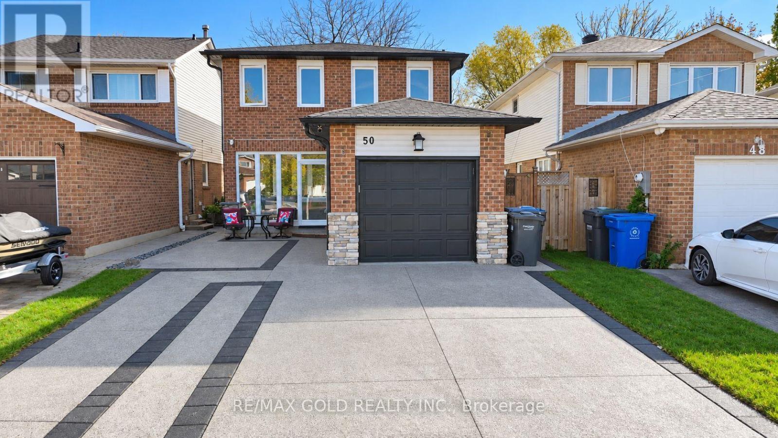 50 Stephensen Court, Brampton (Madoc), Ontario  L6V 3X8 - Photo 2 - W14128862