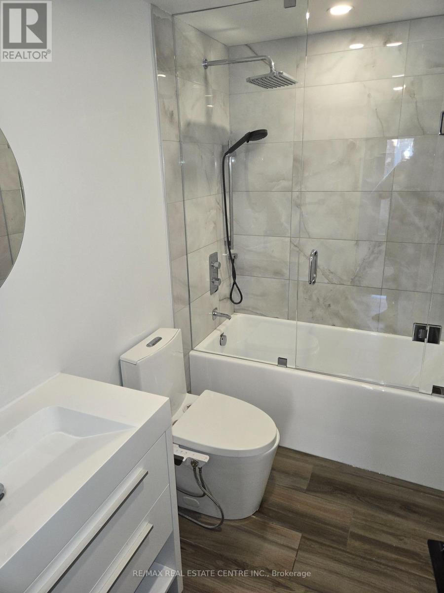 2274 Marine Drive, Oakville, Ontario  L6L 1C1 - Photo 12 - W14128880