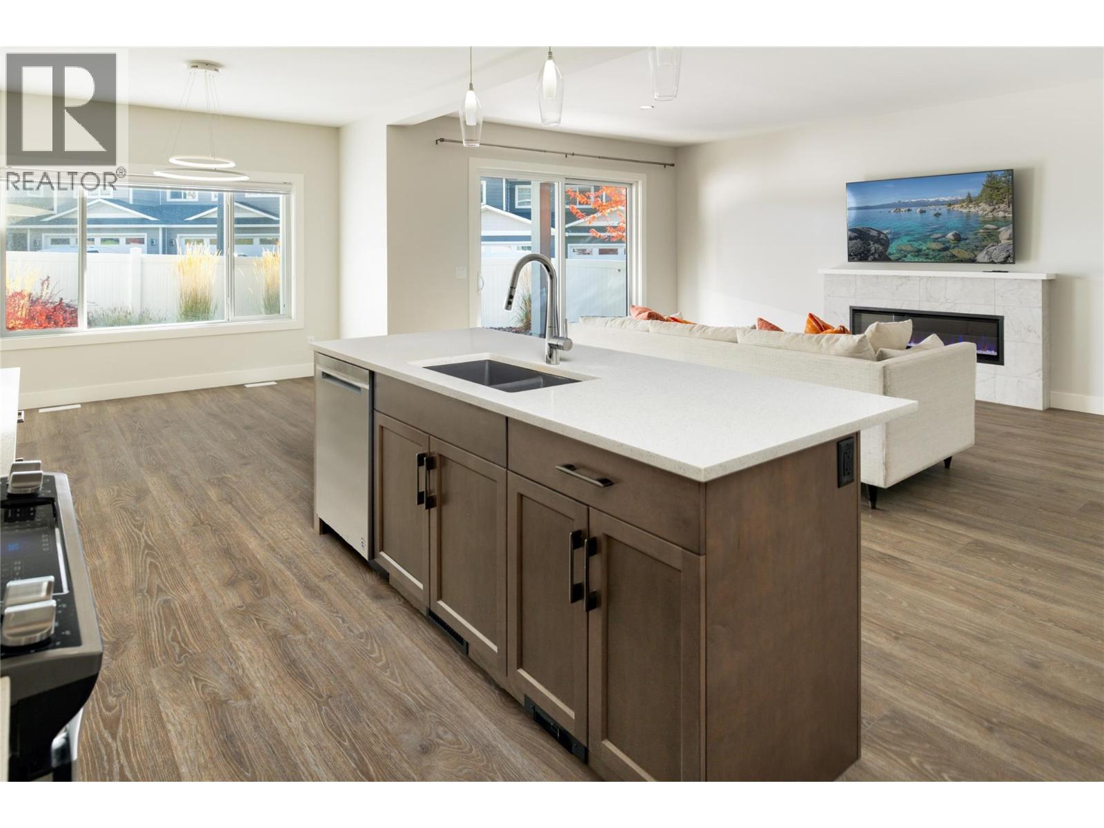 3370 Hawks Crescent, Westbank, British Columbia  V4T 0A7 - Photo 9 - 10404152