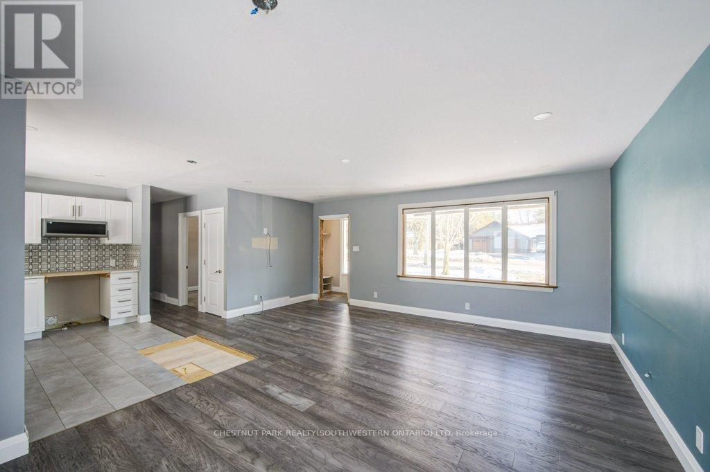 243 King Street E, Ingersoll, Ontario  N5C 1H4 - Photo 4 - X14128982
