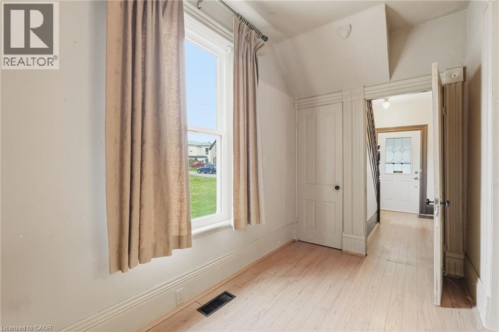26 Brock Street, Brantford, Ontario  N3S 5T6 - Photo 6 - 40874998