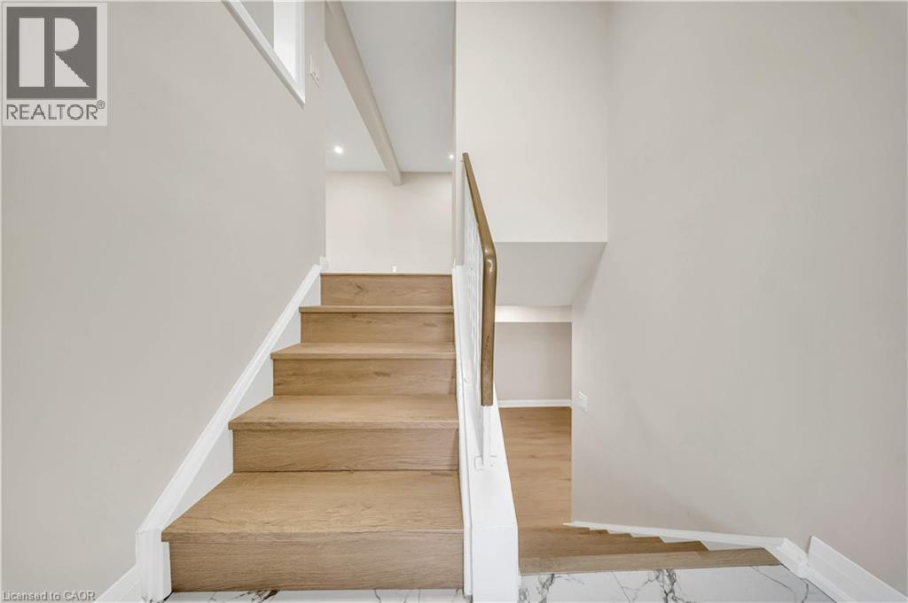 797 Doon Village Road, Kitchener, Ontario  N2P 1A1 - Photo 4 - 40874929