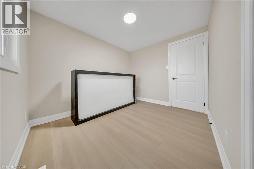 797 Doon Village Road, Kitchener, Ontario  N2P 1A1 - Photo 19 - 40874929