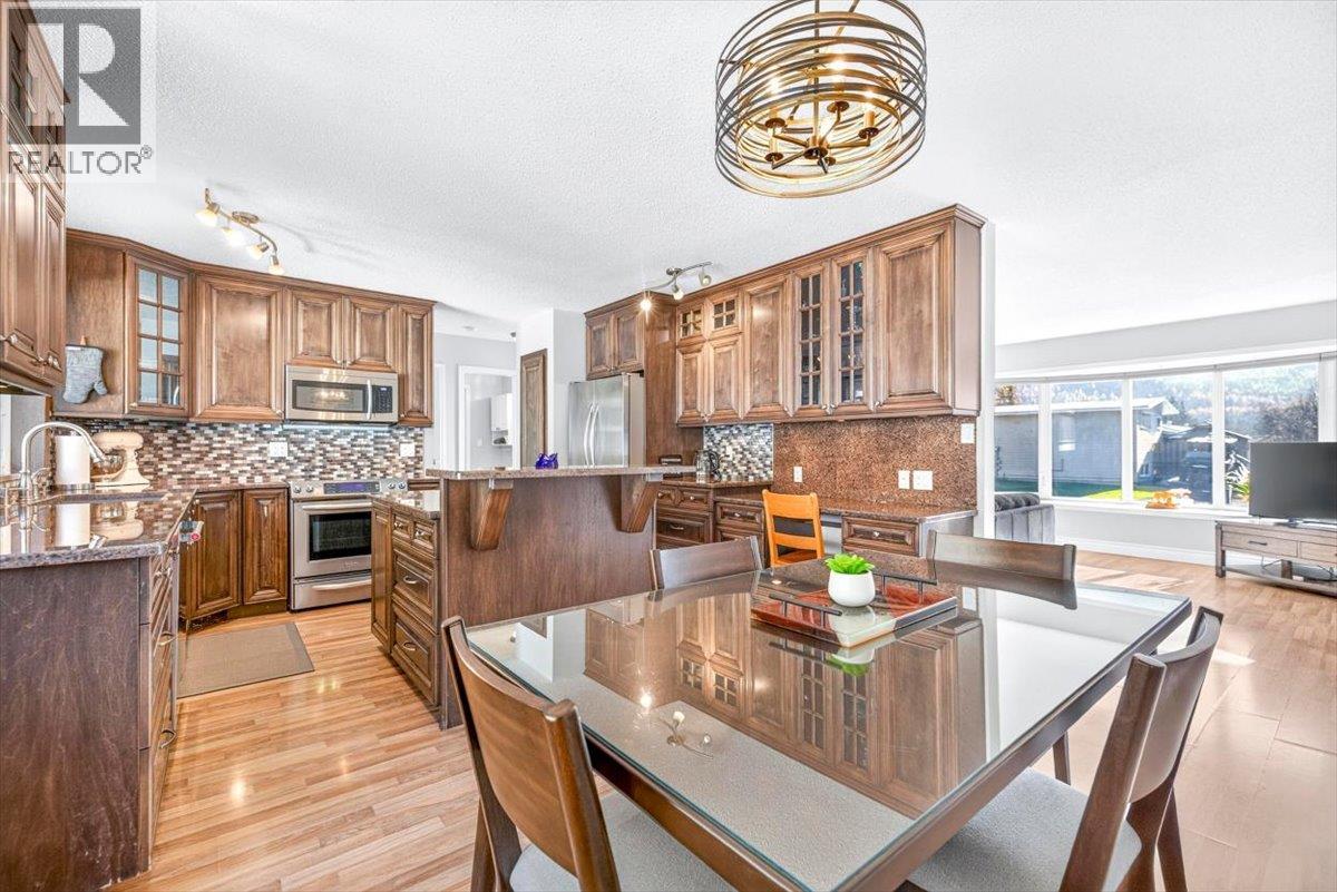315 Western Larch Crescent, Sparwood, British Columbia  V0B 2G0 - Photo 9 - 10404172