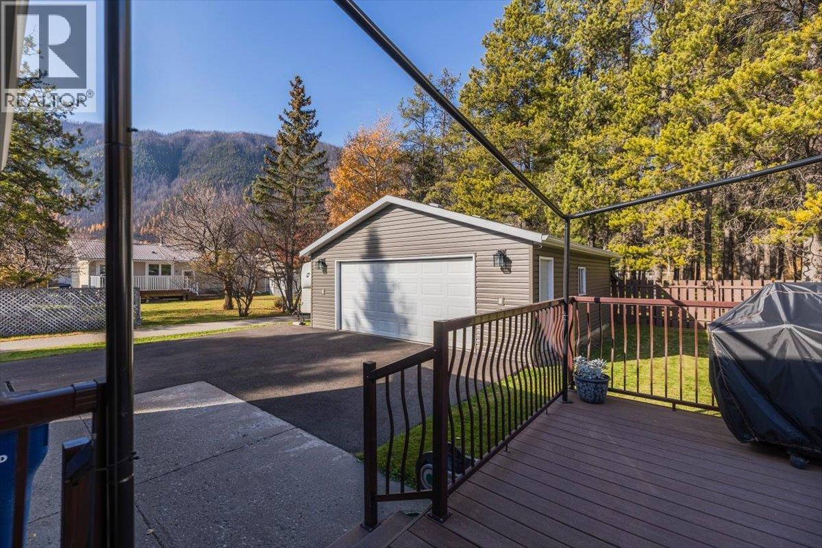 315 Western Larch Crescent, Sparwood, British Columbia  V0B 2G0 - Photo 38 - 10404172