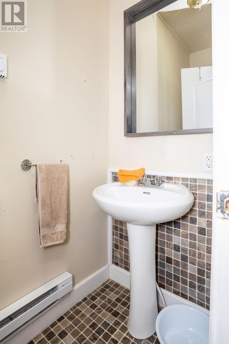4 Kent Street, Georgetown, Prince Edward Island  C0A 1L0 - Photo 16 - 202626932