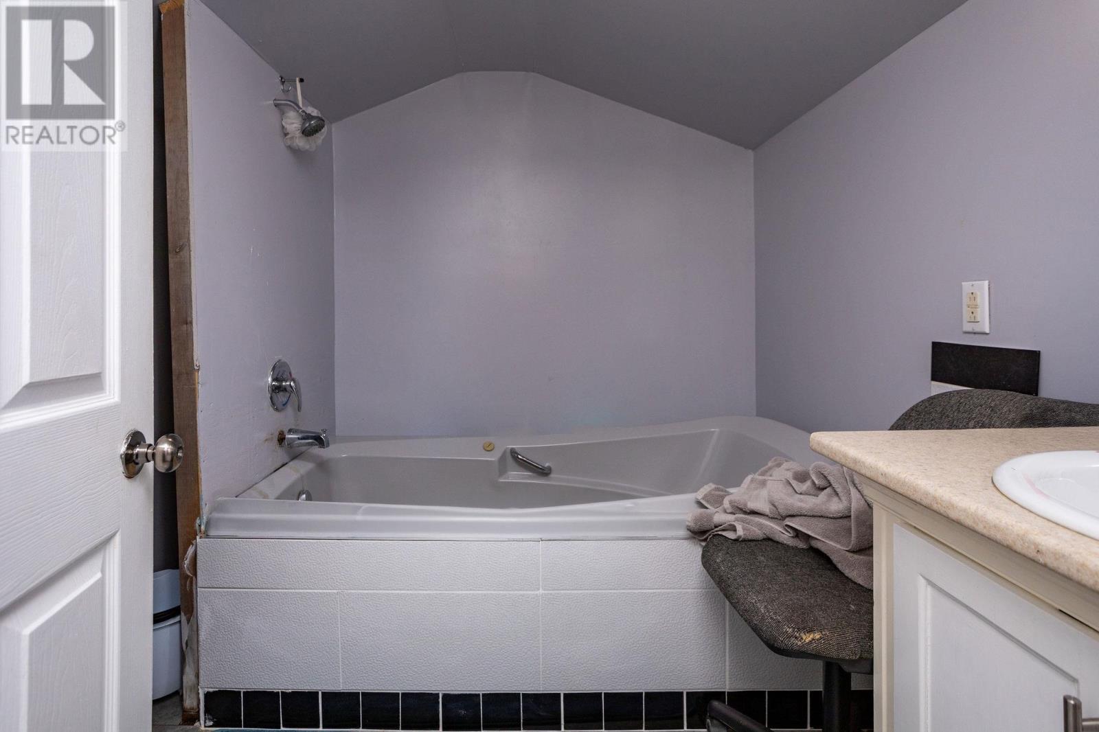 4 Kent Street, Georgetown, Prince Edward Island  C0A 1L0 - Photo 14 - 202626932